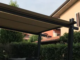 LUCI LED SU PERGOLA PS